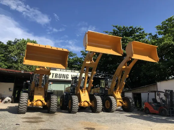 Phụ tùng xe xúc Trung Viễn