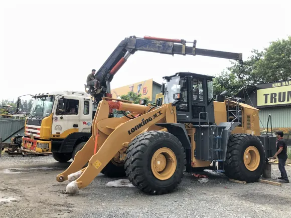 Phụ tùng xe xúc Trung Viễn